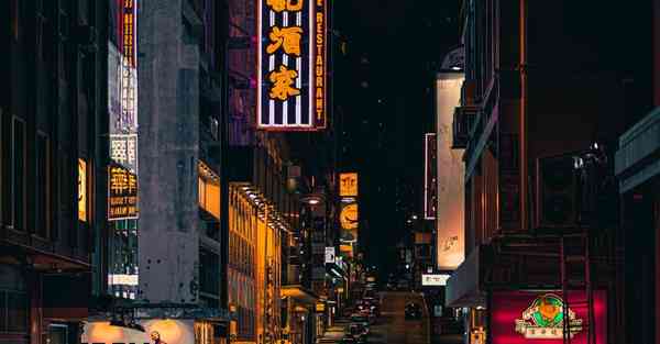 智能机器人替代工人