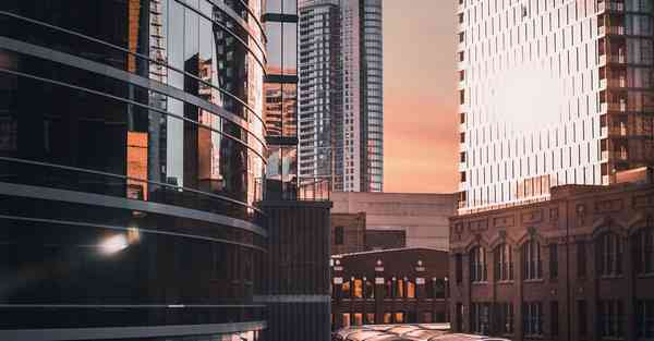 大数据包含设备数据的行业文章