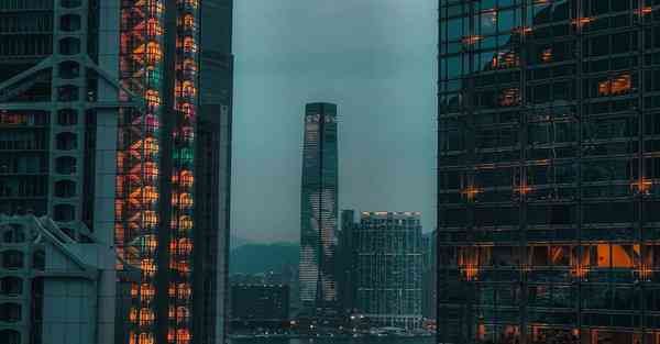 用AI技术复活赫本，AI复活亲人技术