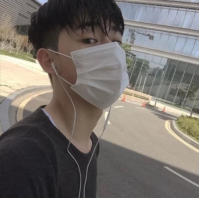 索梅震珊