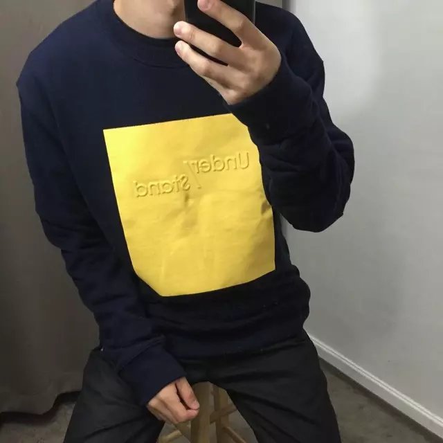 费致育琬