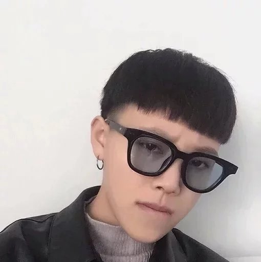 诸琼明菡