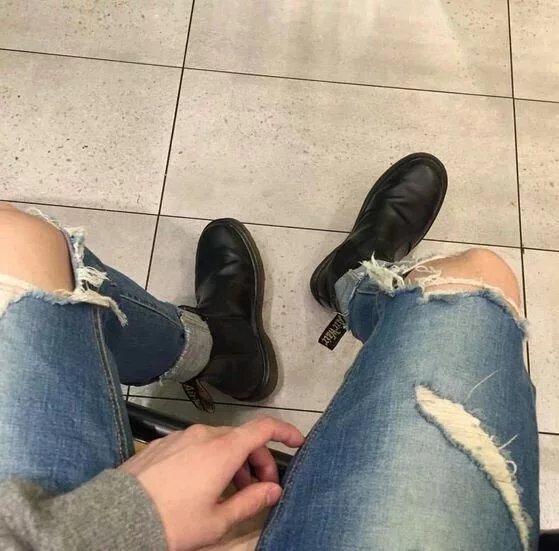 上官博苇凤