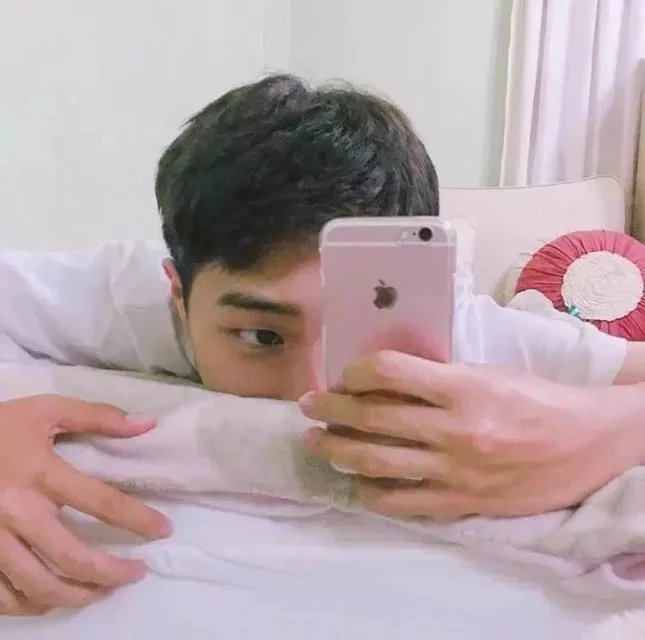 王菡斌艳